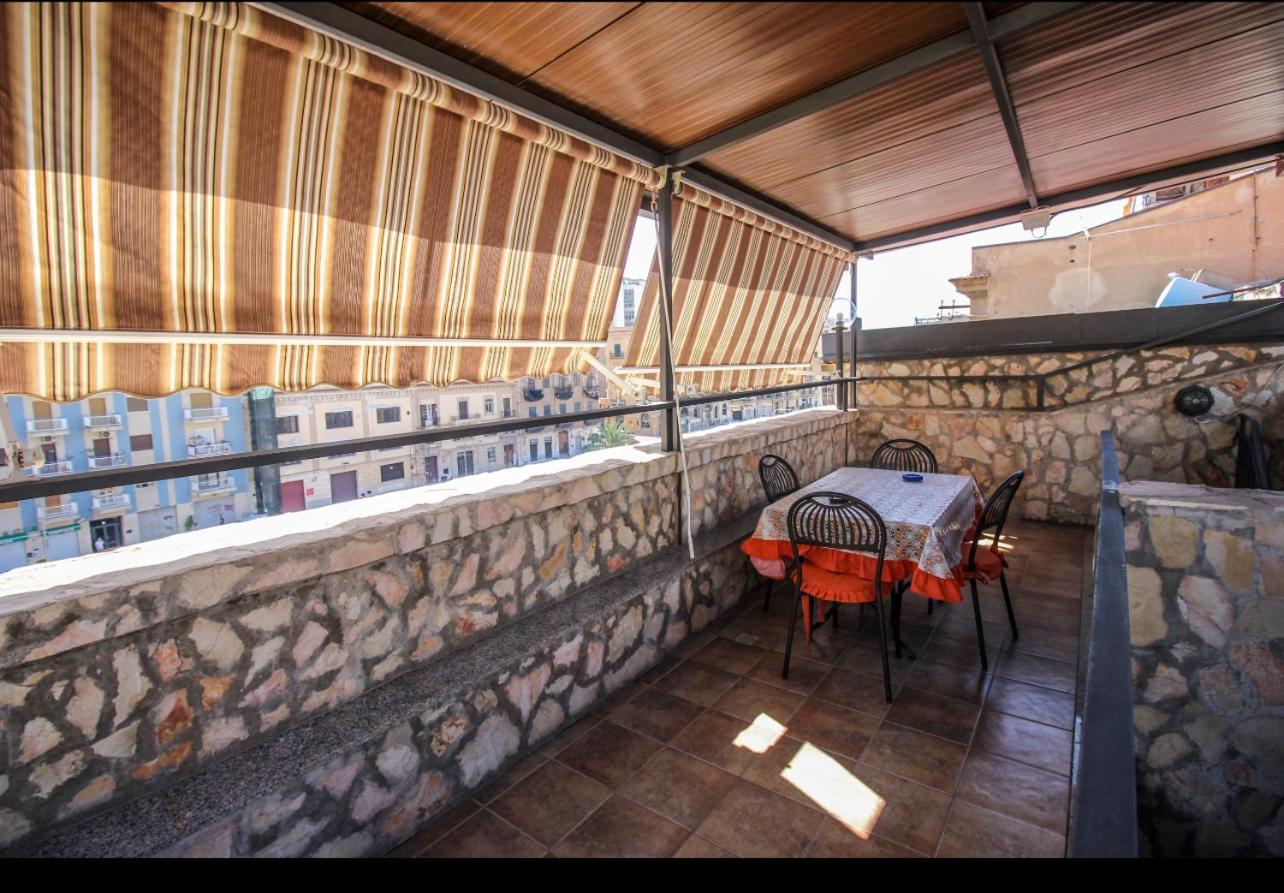 Anthony Apartments Central Station Palermo Buitenkant foto