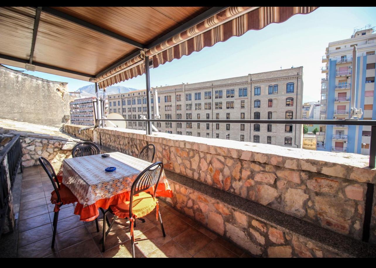 Anthony Apartments Central Station Palermo Buitenkant foto